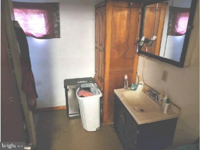 91 LEWIS WALLACE LN, Romney, WV 26757