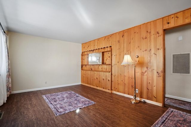 4117 Elbern Avenue, Columbus, OH 43213