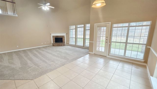 8225 Painted Tree Trail, Fort Worth, TX 76131