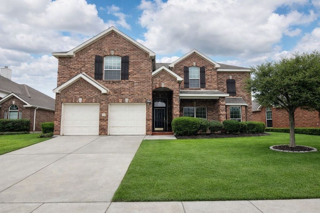 8225 Painted Tree Trail, Fort Worth, TX 76131