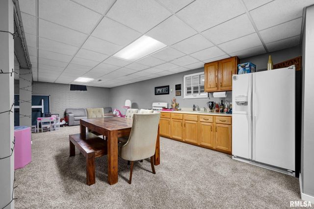 720 ILLINI Drive, East Peoria, IL 61611