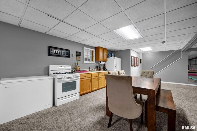 720 ILLINI Drive, East Peoria, IL 61611