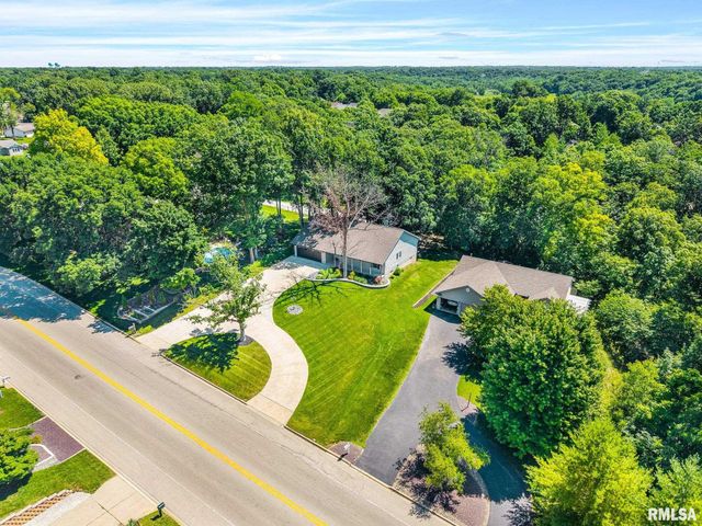 720 ILLINI Drive, East Peoria, IL 61611