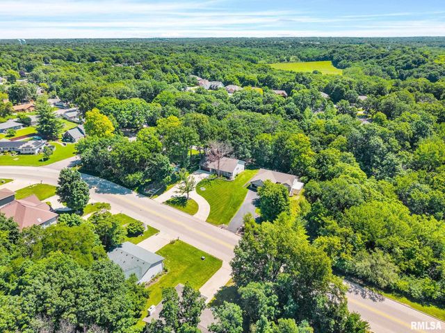 720 ILLINI Drive, East Peoria, IL 61611
