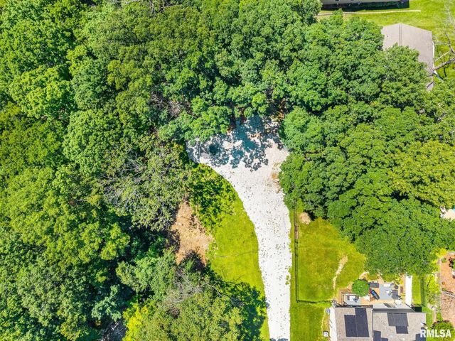720 ILLINI Drive, East Peoria, IL 61611