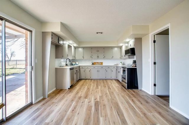 3681 Antelope Drive, Enid, OK 73701