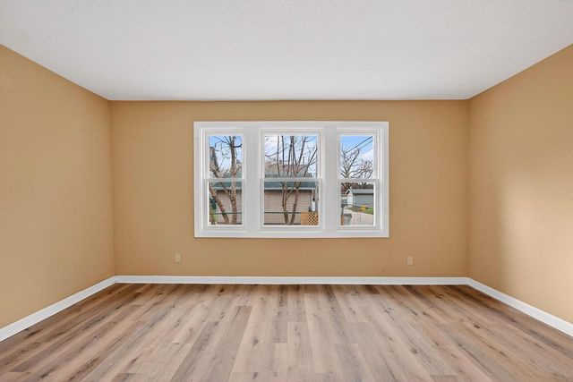 3217 N 12th STREET, Milwaukee, WI 53206