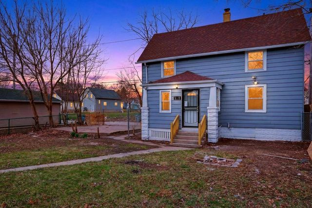 3217 N 12th STREET, Milwaukee, WI 53206