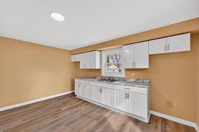 3217 N 12th STREET, Milwaukee, WI 53206