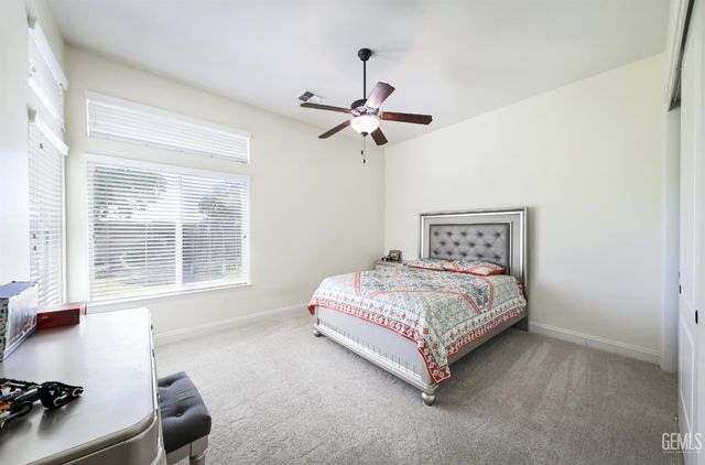 10117 Silverthorne Drive, Bakersfield, CA 93314