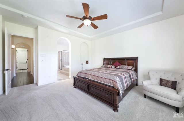 10117 Silverthorne Drive, Bakersfield, CA 93314