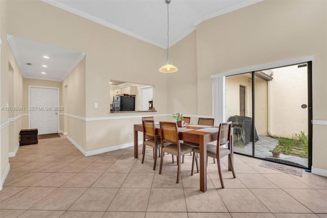 6633 N Parkway Drive 57, Margate, FL 33068