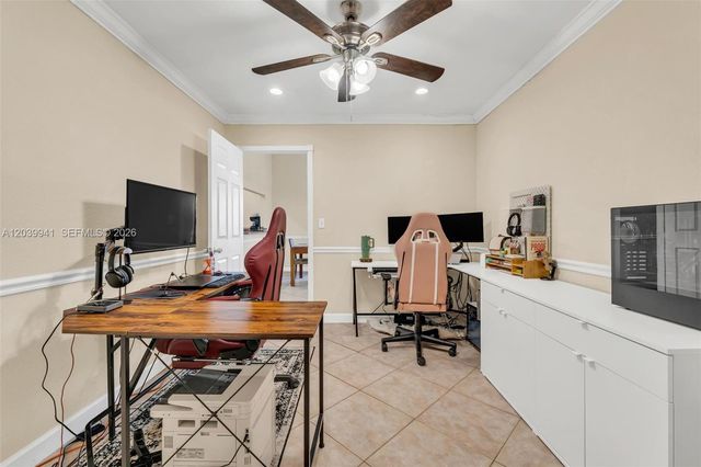 6633 N Parkway Drive 57, Margate, FL 33068