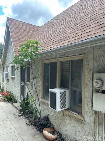727 E Palm, Burbank, CA 91501
