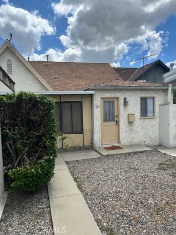 727 E Palm, Burbank, CA 91501