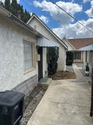 727 E Palm, Burbank, CA 91501