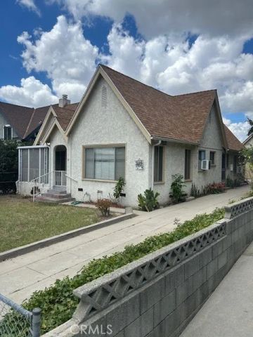 727 E Palm, Burbank, CA 91501