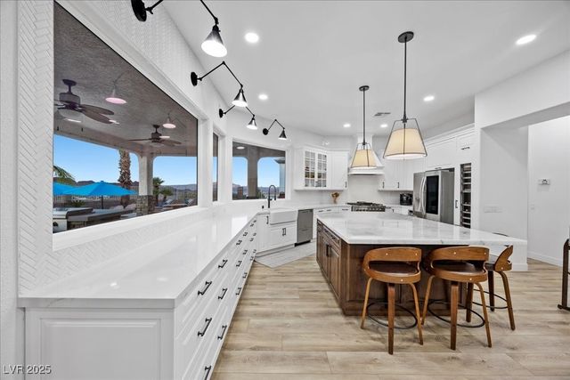 805 Lake Hill Drive, Boulder City, NV 89005