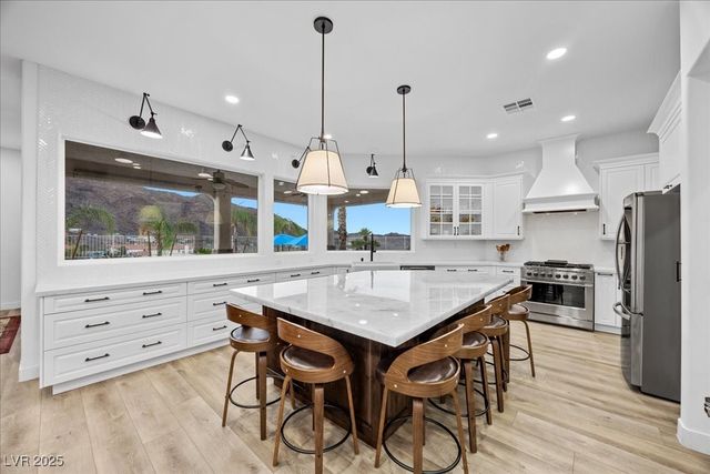 805 Lake Hill Drive, Boulder City, NV 89005