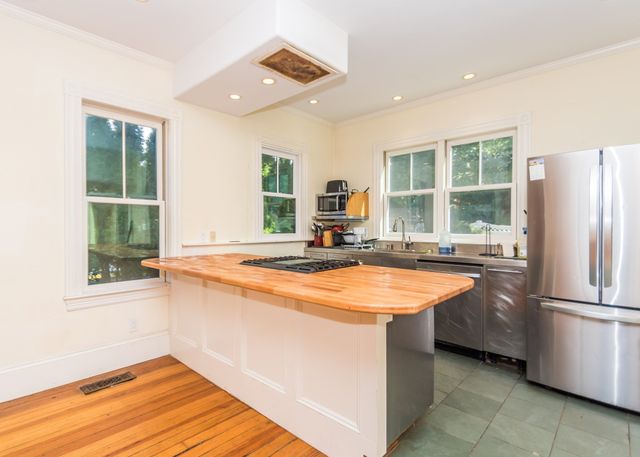14 Townsend Street 14, Waltham, MA 02453