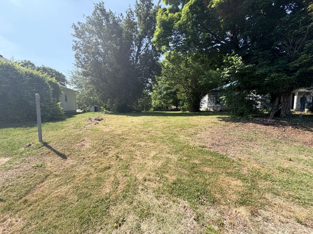 16 Saint Francis St, Englewood, TN 37329