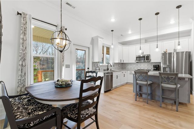 19 Baltes Drive, Bella Vista, AR 72714