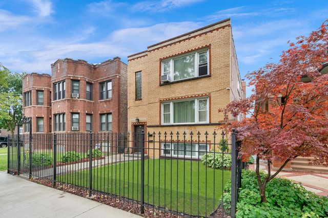 6450 S Fairfield Avenue, Chicago, IL 60629