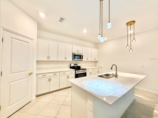 10995 PINOT DRIVE, Venice, FL 34293