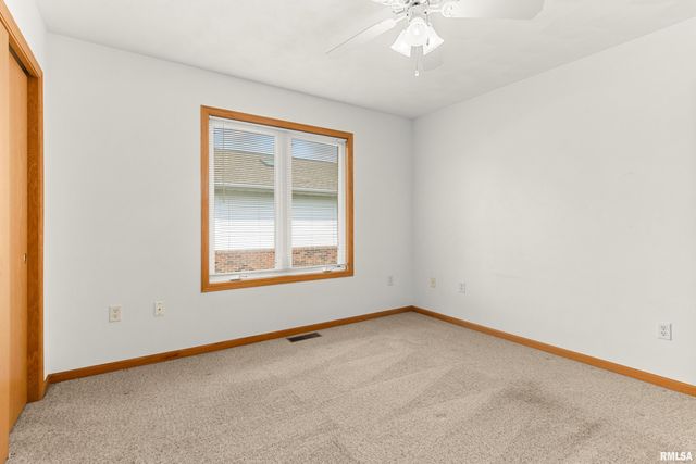 207 EASY Street, Washington, IL 61571