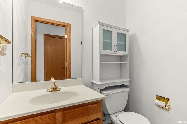 207 EASY Street, Washington, IL 61571
