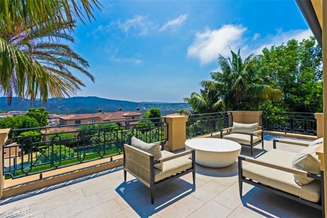 9 Shoreridge, Newport Coast, CA 92657