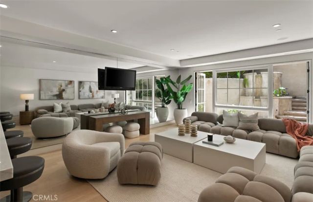 9 Shoreridge, Newport Coast, CA 92657