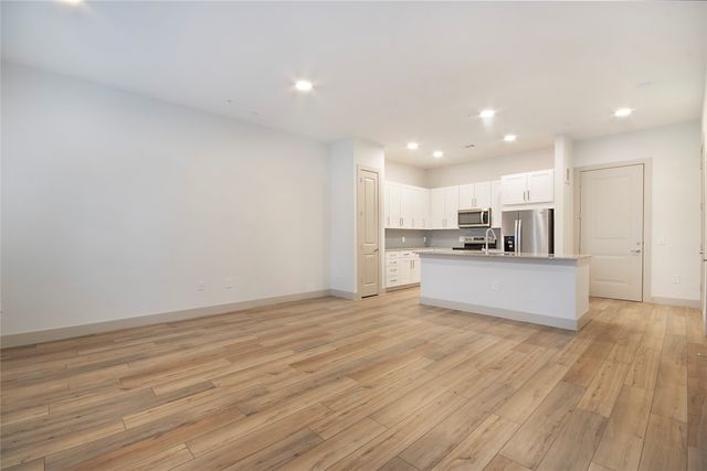 4700 W Spring Creek Parkway 10102, Plano, TX 75024