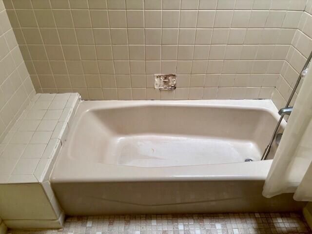 8201 SW 24th Street 23c, North Lauderdale, FL 33068