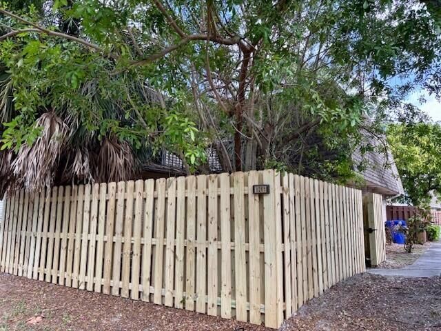 8201 SW 24th Street 23c, North Lauderdale, FL 33068