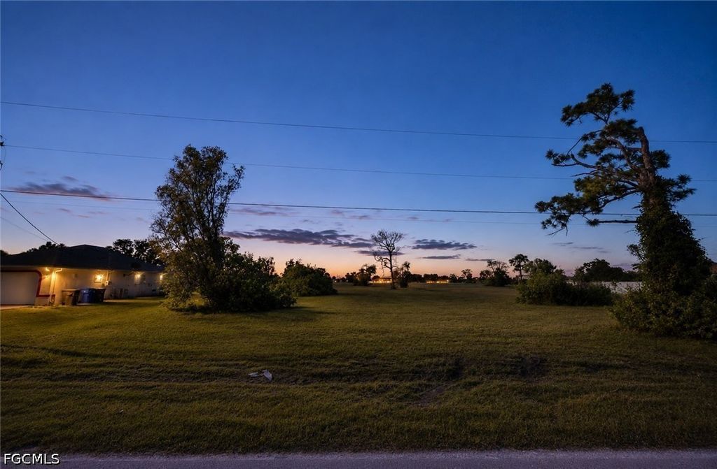 1622 NW 3rd PL, Cape Coral, FL 33993