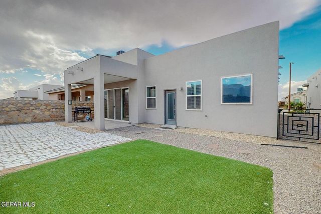 12324 DESERT PALMS Avenue, El Paso, TX 79938