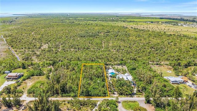 4235 Berkshire RD, St. James City, FL 33956