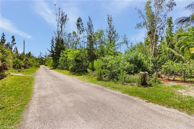 4235 Berkshire RD, St. James City, FL 33956