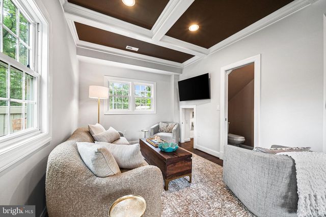 2010 CLARK PL, Alexandria, VA 22308