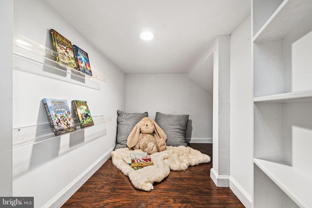 2010 CLARK PL, Alexandria, VA 22308