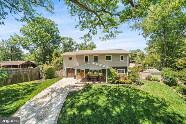 2010 CLARK PL, Alexandria, VA 22308