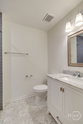 625 Stuart Street, Savannah, GA 31405