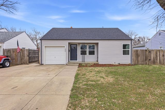 1824 S Millwood St, Wichita, KS 67213