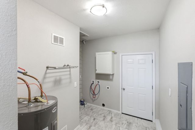 1824 S Millwood St, Wichita, KS 67213