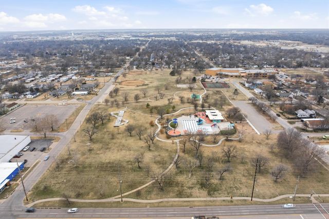 1824 S Millwood St, Wichita, KS 67213