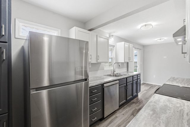 1824 S Millwood St, Wichita, KS 67213