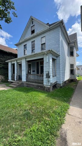 1815 W 3RD Street, Davenport, IA 52802