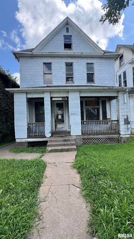 1815 W 3RD Street, Davenport, IA 52802
