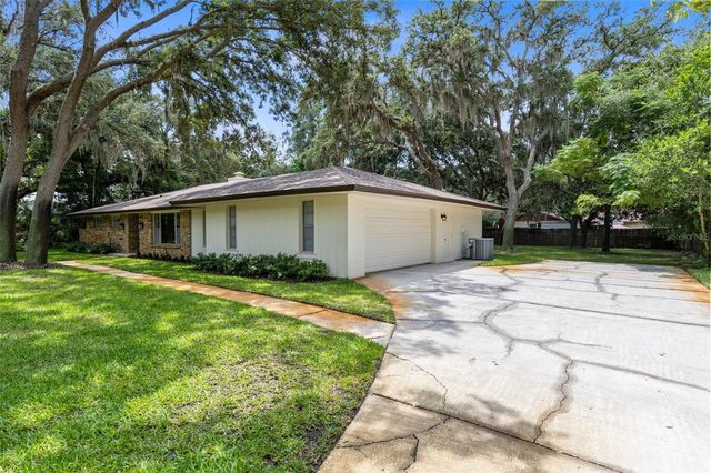 1107 WINTER SPRINGS BOULEVARD, Winter Springs, FL 32708
